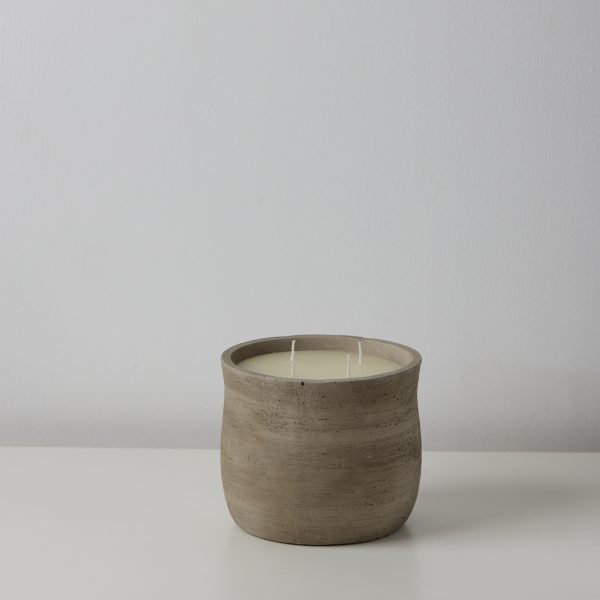 ⁦נר אבן כפרי-Rustic stone candle⁩ – תמונה ⁦2⁩