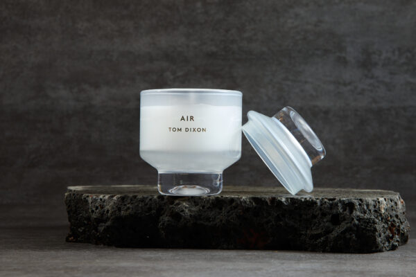 נר טום דיקסון לבן קטן- Tom Dixon white candle