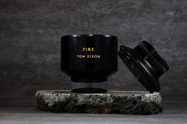 נר טום דיקסון שחור גדול- Tom Dixon Black candle